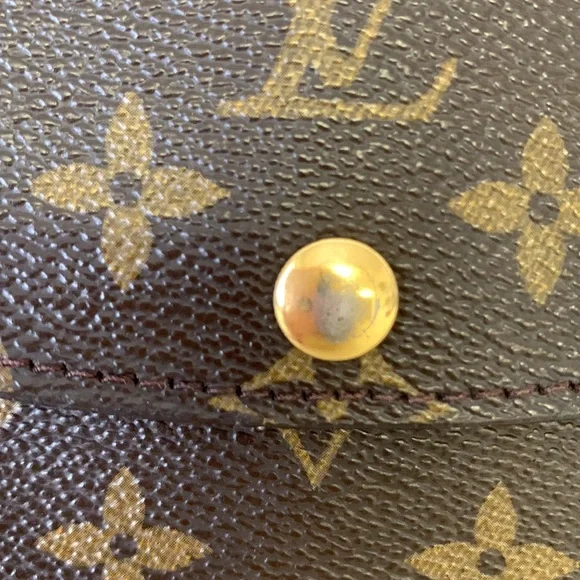 225 Pre Owned Authentic Vintage Louis Vuitton Monogram Crossbody Bag - Picture 5 of 15